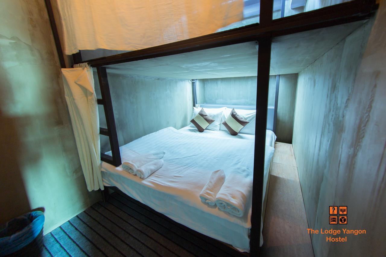 The Lodge Yangon Hostel Exterior foto